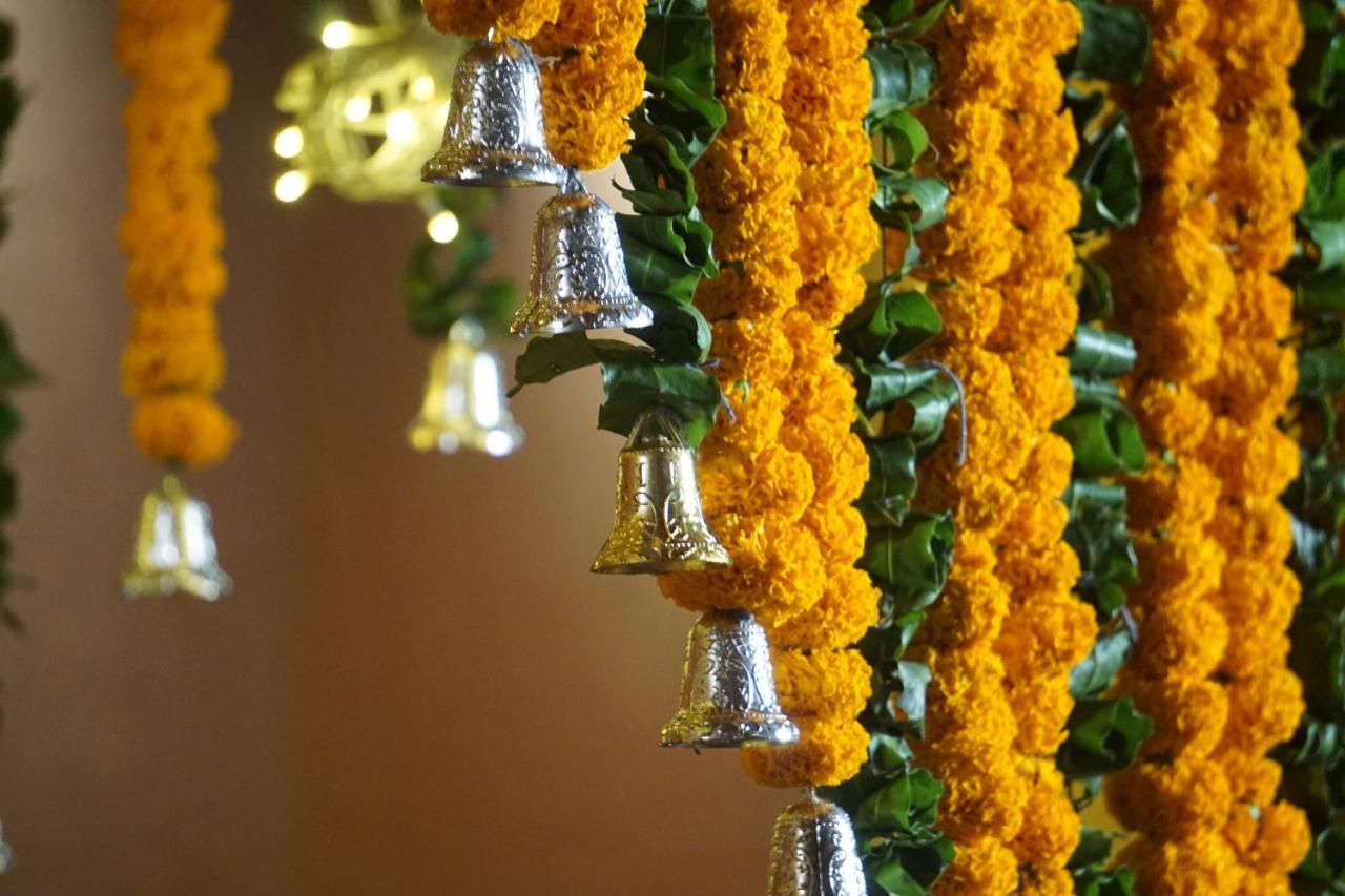Hôtel Abhayam Ashram à Rishīkesh Extérieur photo
